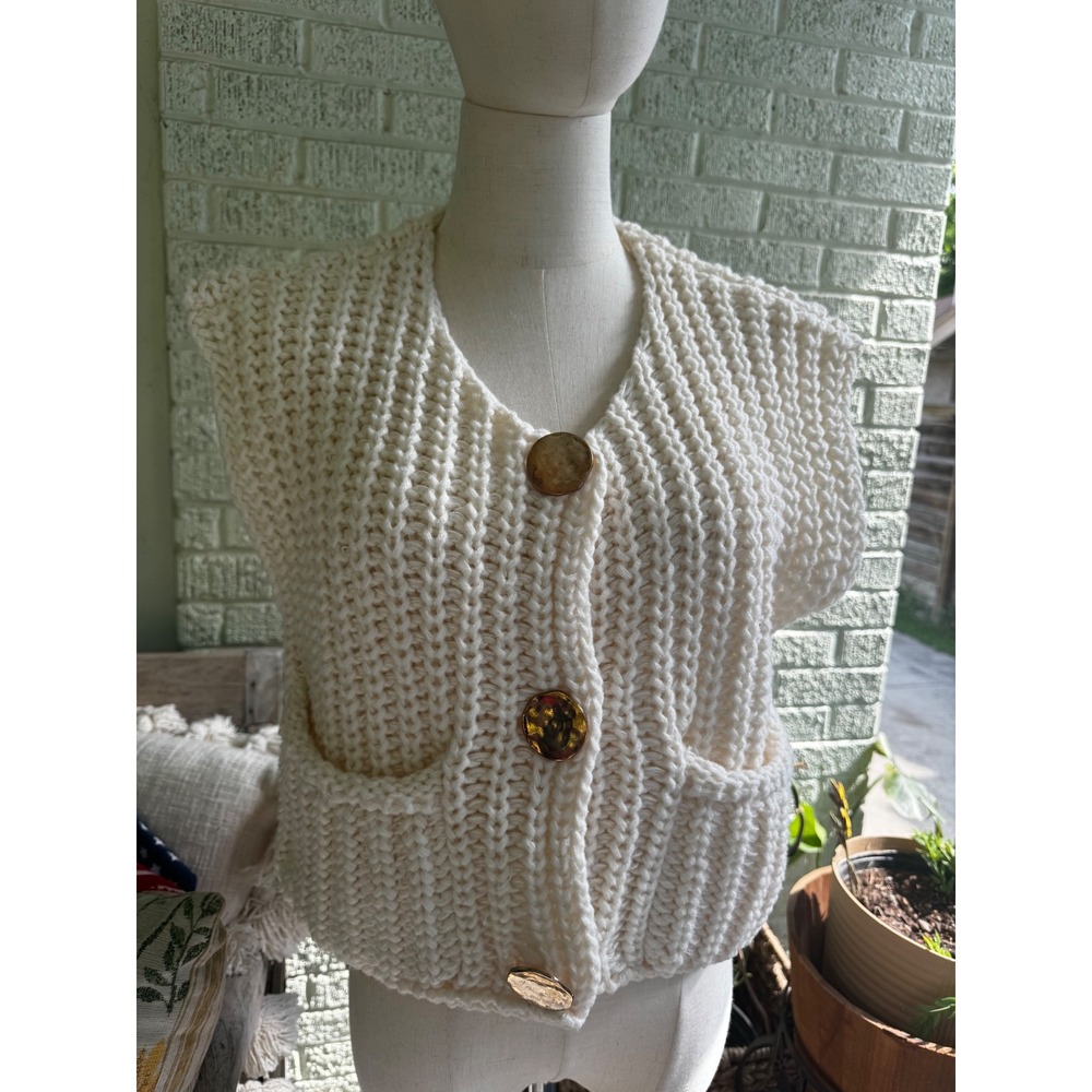 Fashion Ivory Chunky Knit Button Up Sweater Vest Cream Sleeveless Cardigan Small